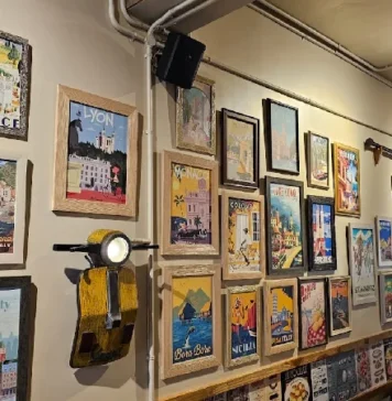 Backpackers Cafe  Chandigarh