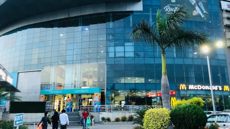 Paras Downtown Square Mall