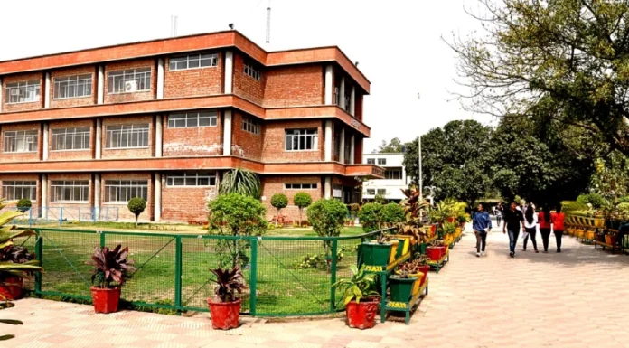 Breaking Down The Best Commerce Colleges In Chandigarh: A Student'S Guide 5 Goswami Ganesh Dutta S.d. College