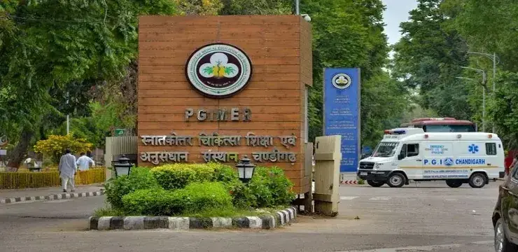 A Comprehensive Guide to PGIMER Chandigarh – Courses, Fees and Other Details