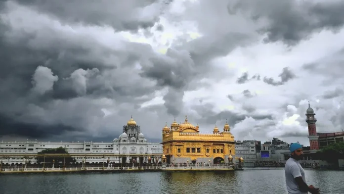 Sikh gurudwara architecture representing the Sikh heritage sites near Chandigarh
